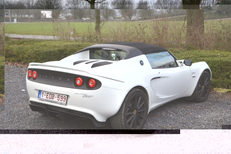 club racer blanche.jpg