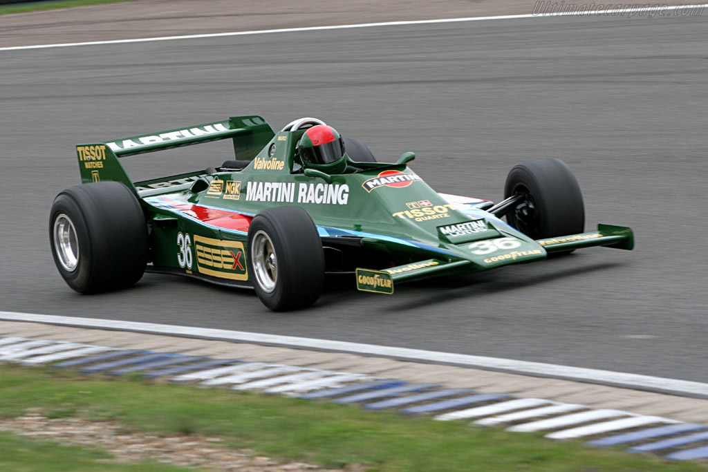 Lotus-80.jpg