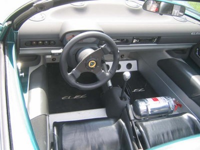 Lotus-Elise_8124649.jpg
